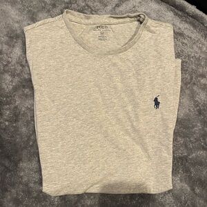 Polo size medium cotton tshirt